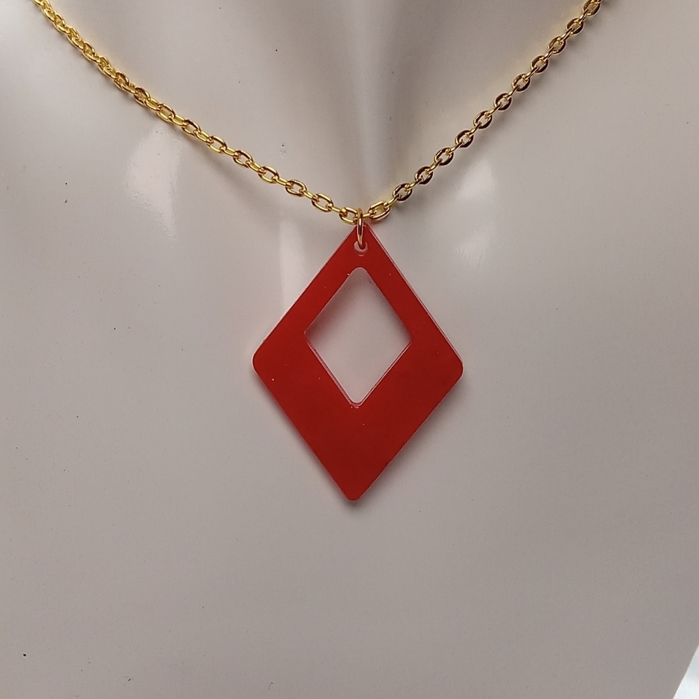 Elegant Red Diamond Pendant Necklace - Picture 1 of 5